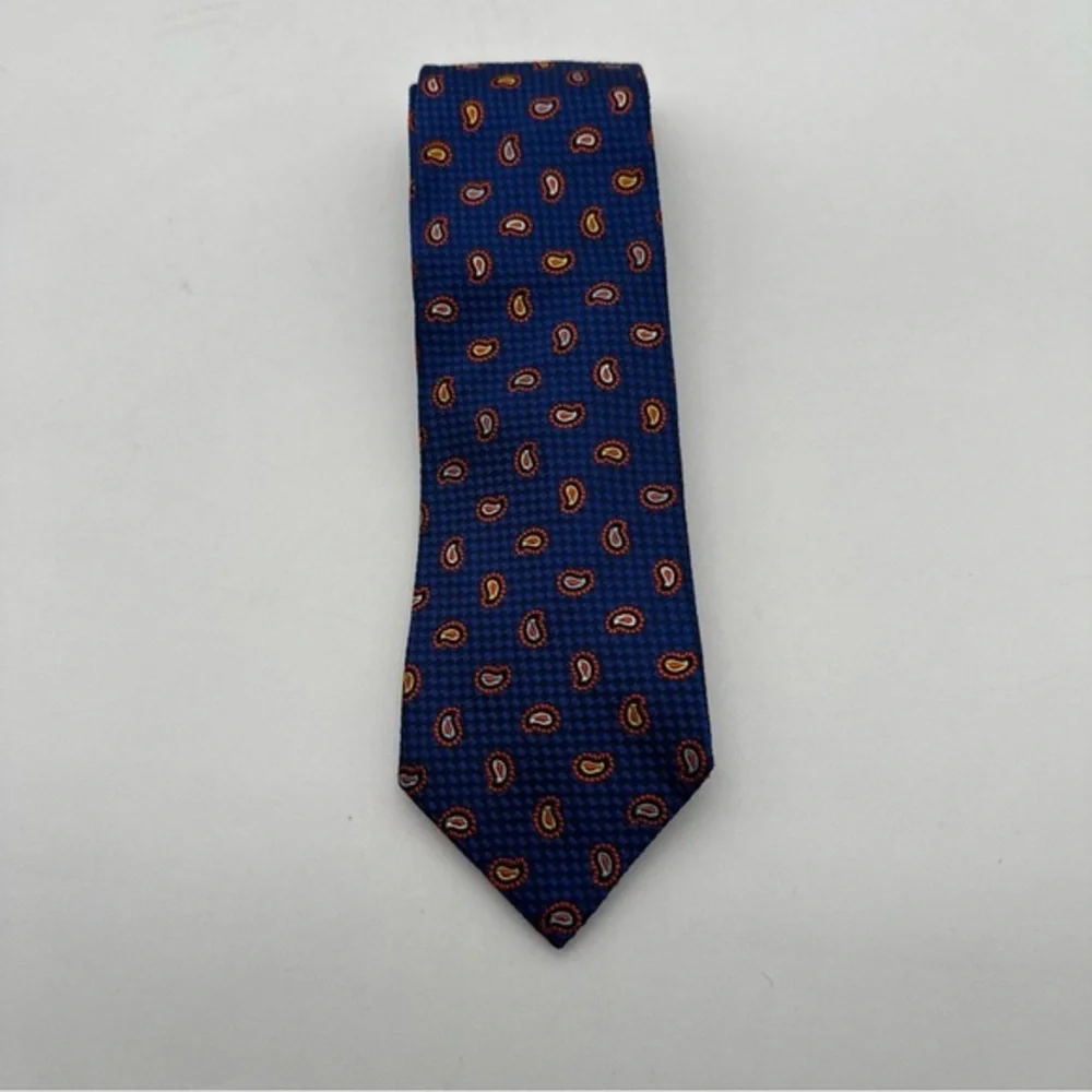 Etro Silk Neck Tie In Navy Blue With Red Yellow White‎ & Blue Paisley